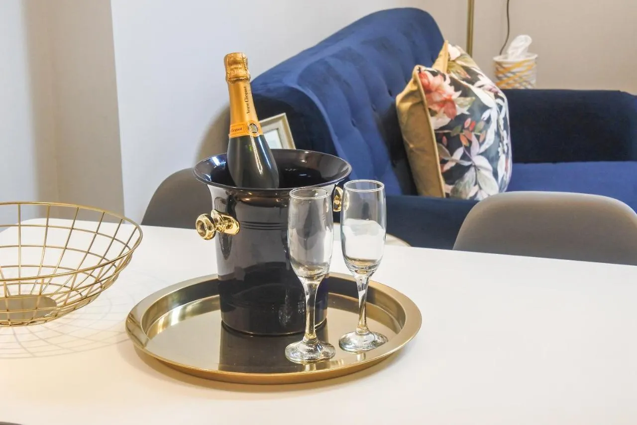 Saxon Rose Apartment York 0*,
