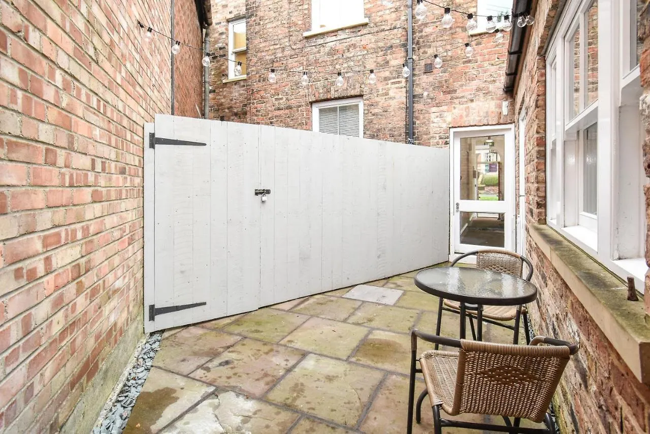 Saxon Rose Apartment York 0*,  United Kingdom