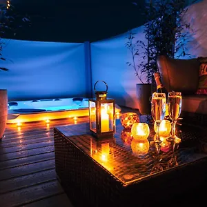 Bluebell With Hot Tub York